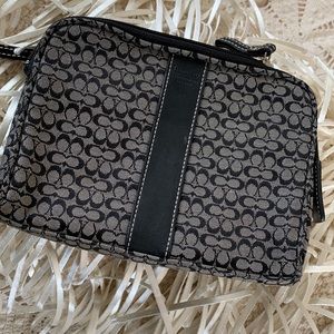 Coach Make Up Bag/ Travel Bag